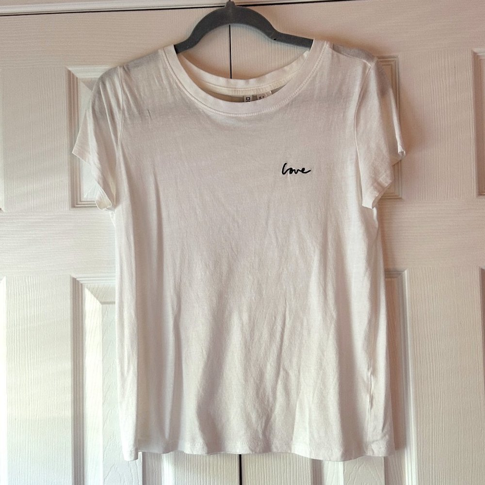 Short Sleeve Graphic T-shirt Love
